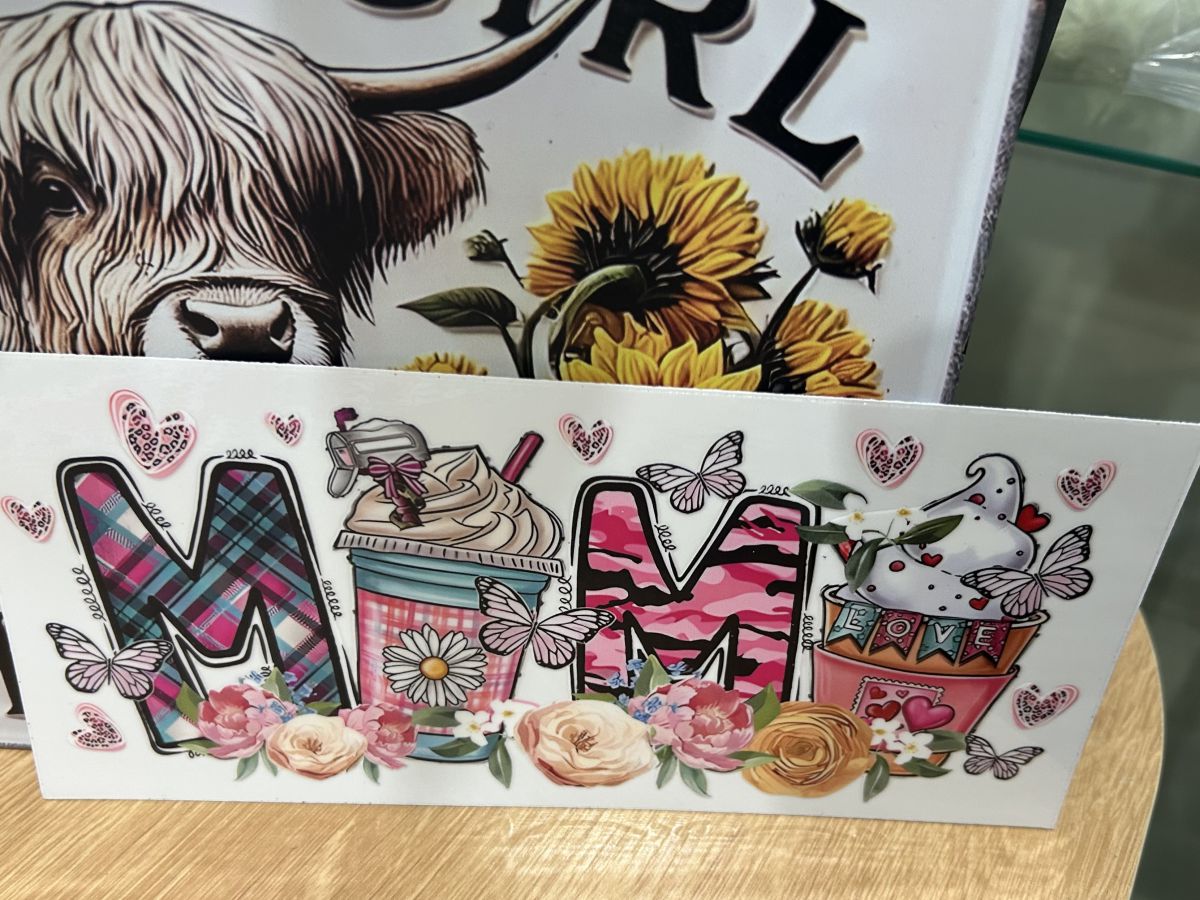 Glass tumbler (shakes and flowers)