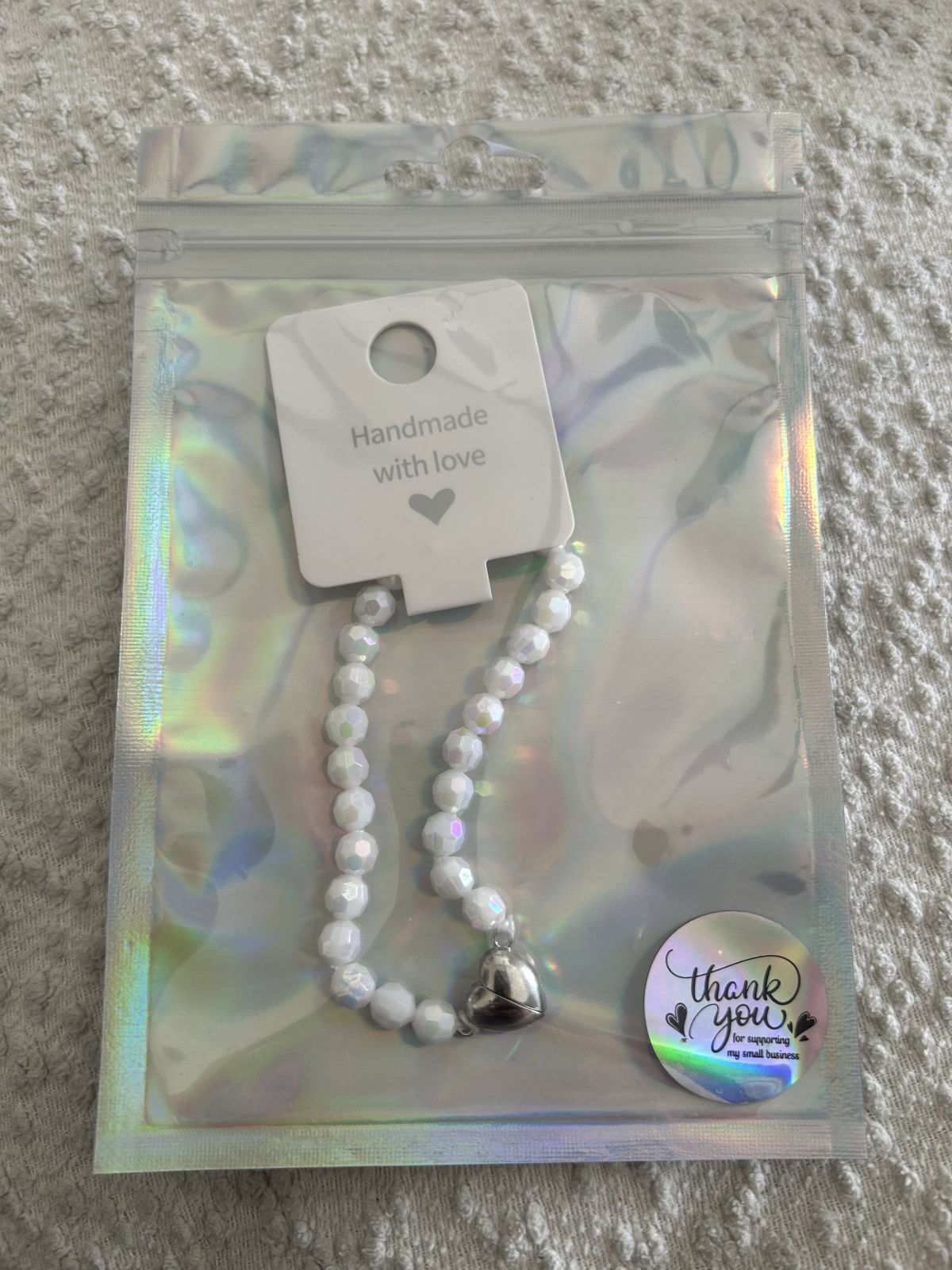 White heart magnetic bracelet